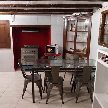 Old Town Barrivell Apartment *